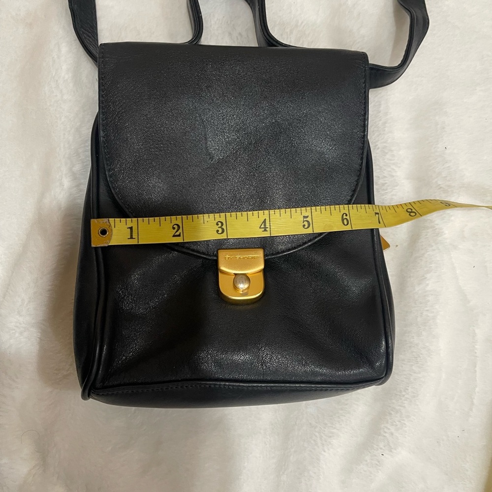 Vintage America Black Crossbody Bag - Picture 8 of 14